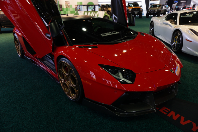 Miura-inspired Aventador. Mmm.